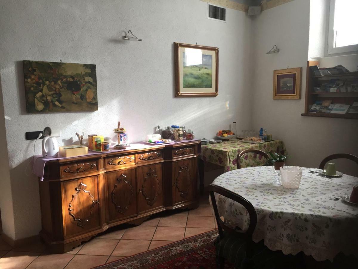 B&B Casa Mia ตีราโน ภายนอก รูปภาพ